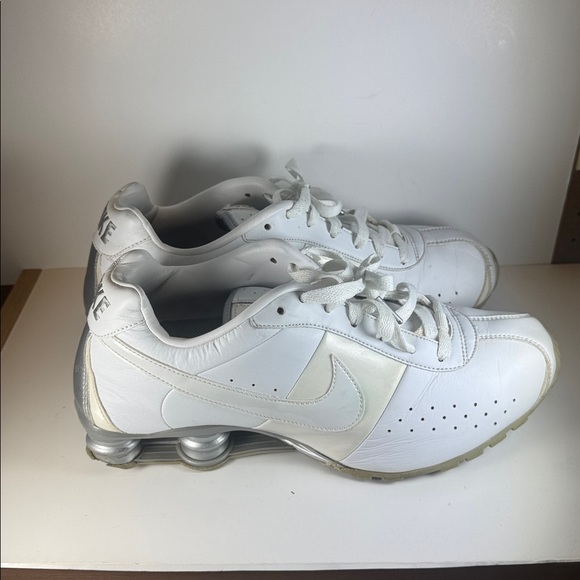 Nike Shox 2 Classic White Metallic Size 11.5 Men’s Sneakers - Picture 11 of 12